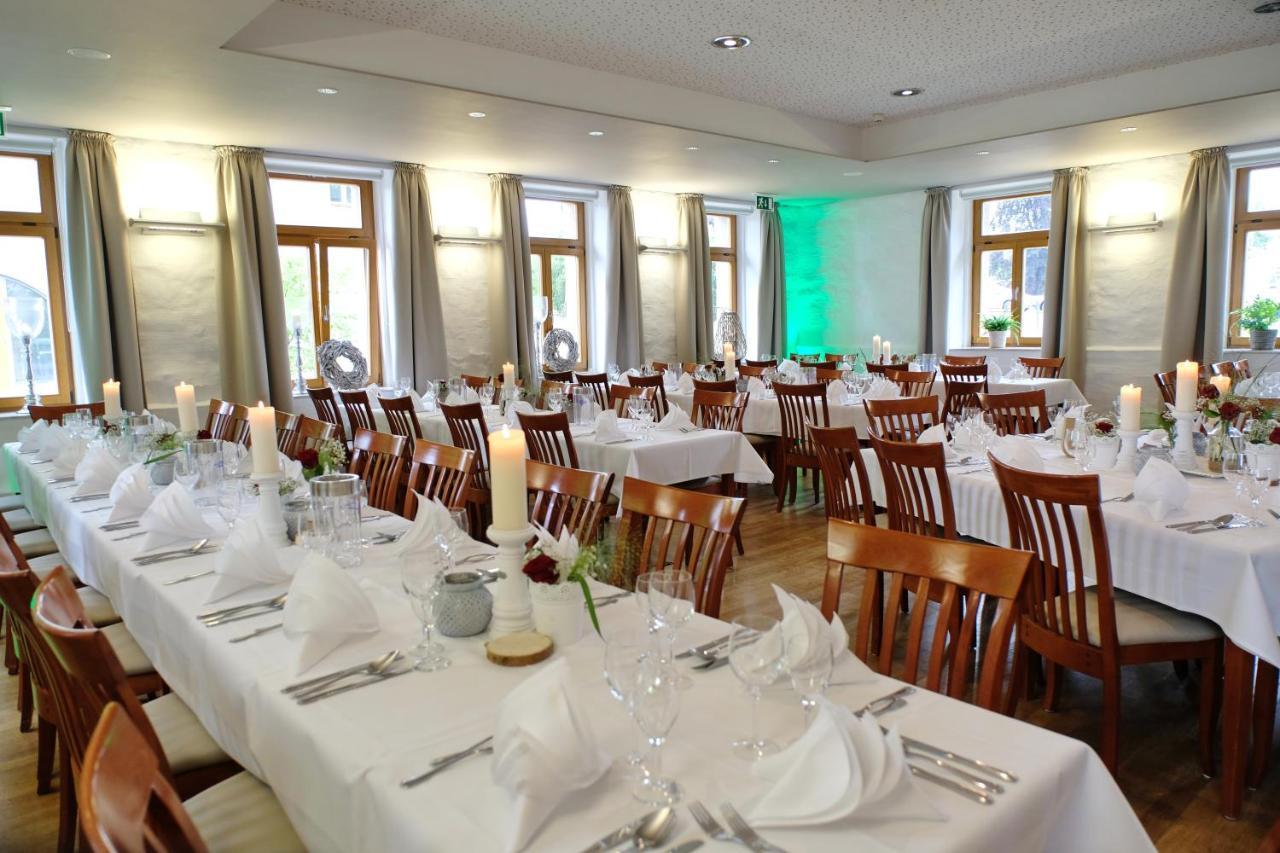 Deckert'S Hotel An Der Klosterpforte Lutherstadt Eisleben Bagian luar foto