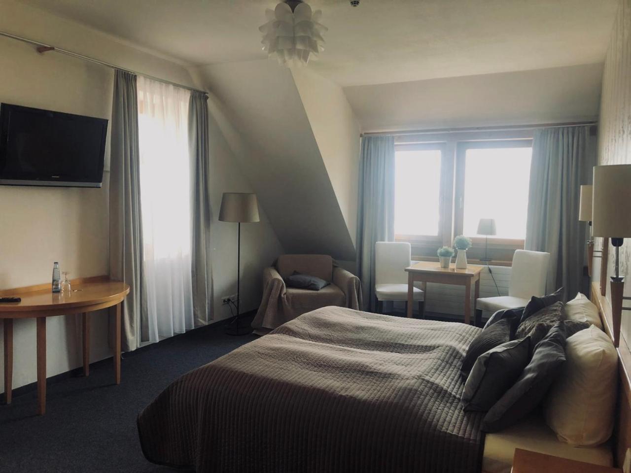 Deckert'S Hotel An Der Klosterpforte Lutherstadt Eisleben Bagian luar foto
